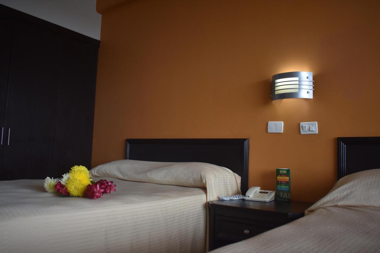 Hotel Miraflores וייארמוסה מראה חיצוני תמונה