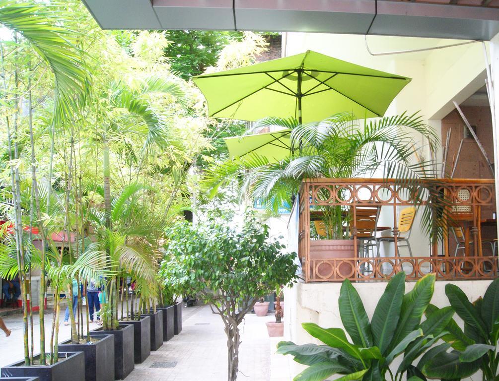 Hotel Miraflores וייארמוסה מראה חיצוני תמונה