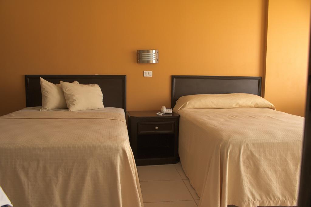 Hotel Miraflores וייארמוסה מראה חיצוני תמונה